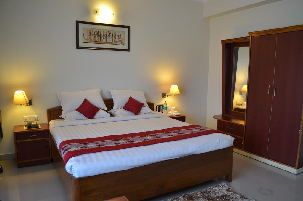 Hotel Rajdhani Regency Guwahati Zimmer foto
